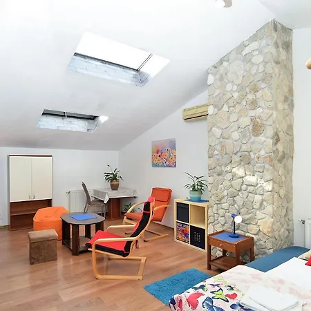 Puzar 295 Apartman *