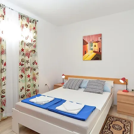 Puzar 295 Apartament Štinjan