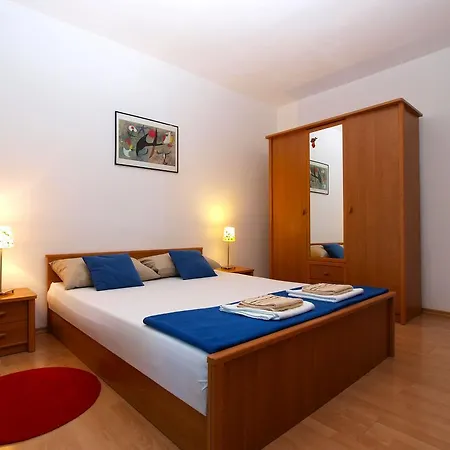 Puzar 295 Apartament