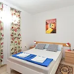 Puzar 295 Διαμέρισμα Štinjan
