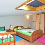 Puzar 295 * Štinjan