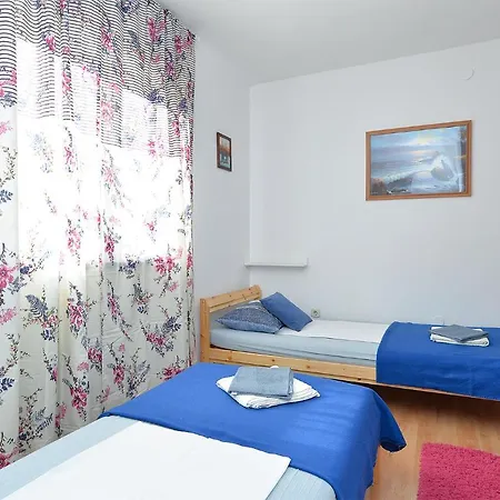 Apartment Puzar 295 Štinjan