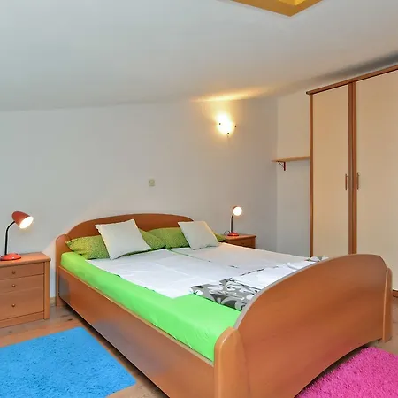 Puzar 295 Apartment Stinjan