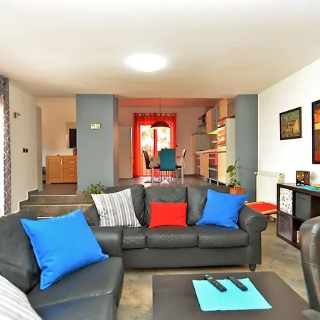 Apartment Puzar 295 Stinjan
