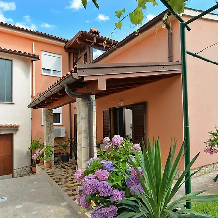 Appartement Puzar 295 *