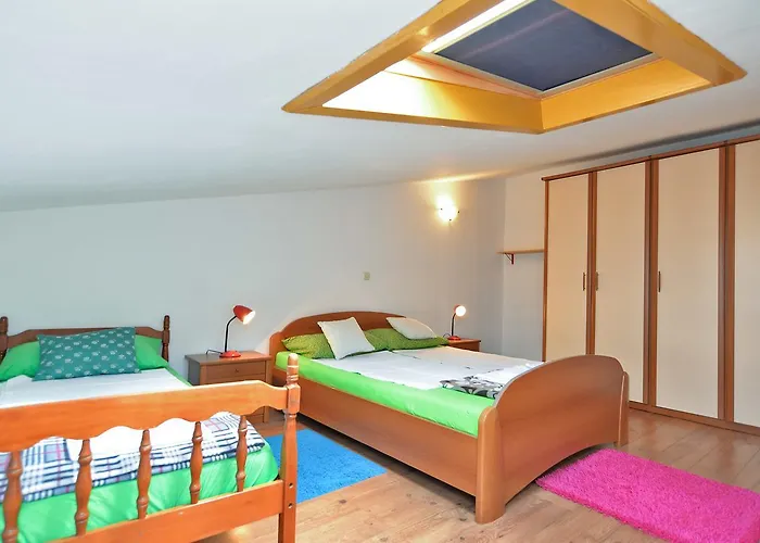 Puzar 295 * Štinjan